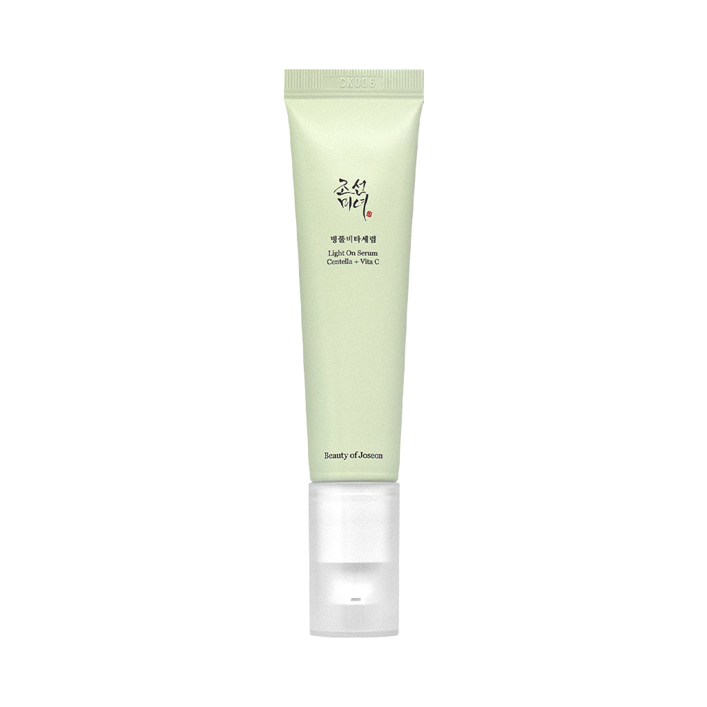 Light On Serum Centella +Vita C - 30ml (EXP 2026-12-03)