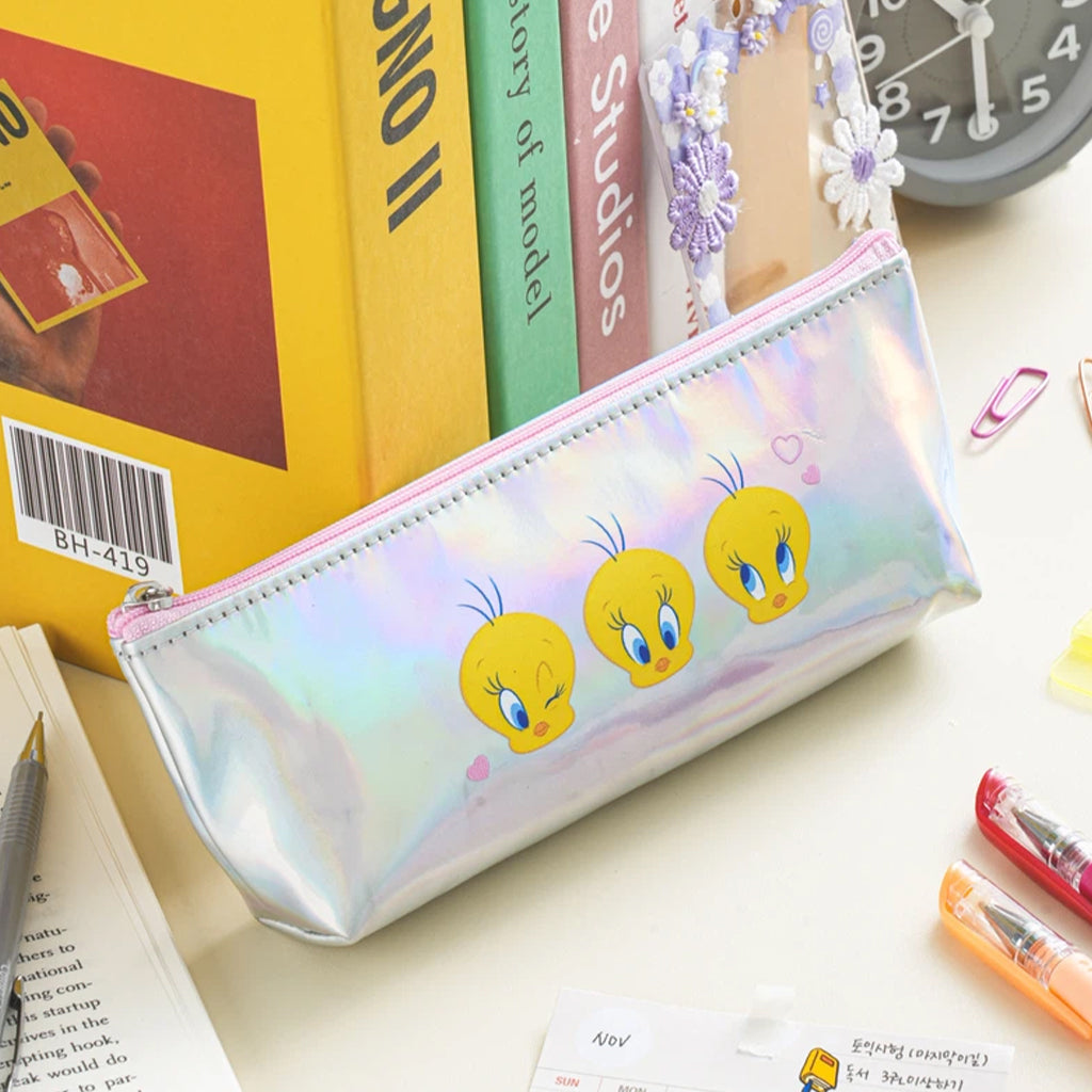 [DAISO] LOONEY TUNES Holographic Pencil Case - 1ea