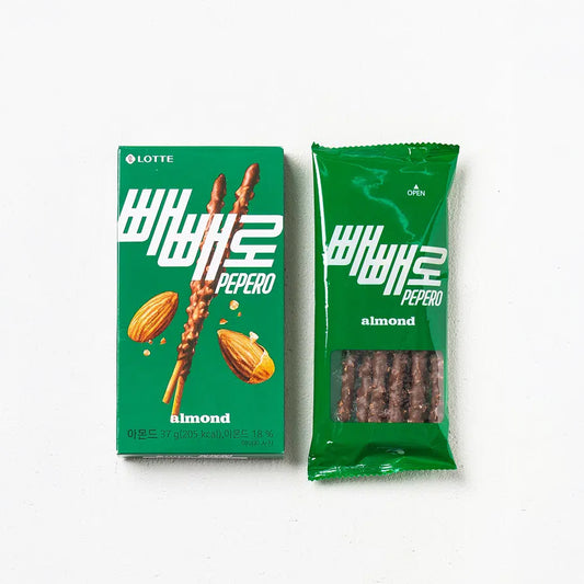 [DAISO] LOTTE Pepero Almond - 37g