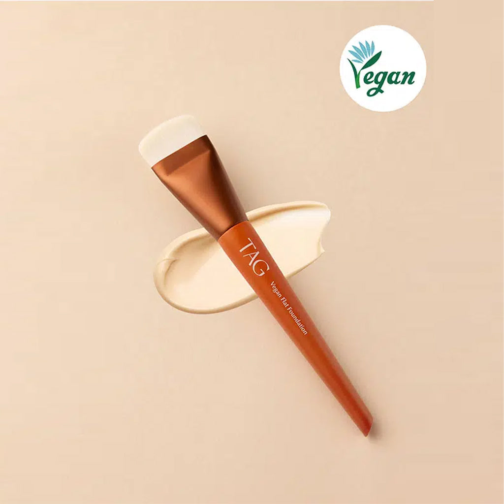 [DAISO] TAG Vegan Brush #Flat Foundation - 1pcs