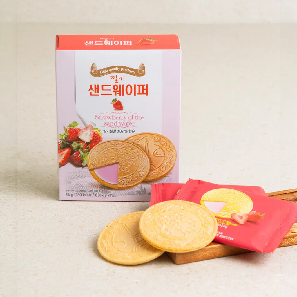 [DAISO] Strawberry Sand Wafer - 56g