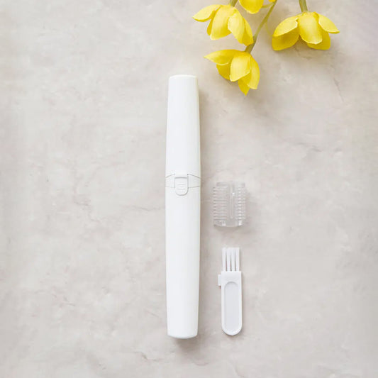 [DAISO] Electric Eyebrow Trimmer Razor - 1pcs