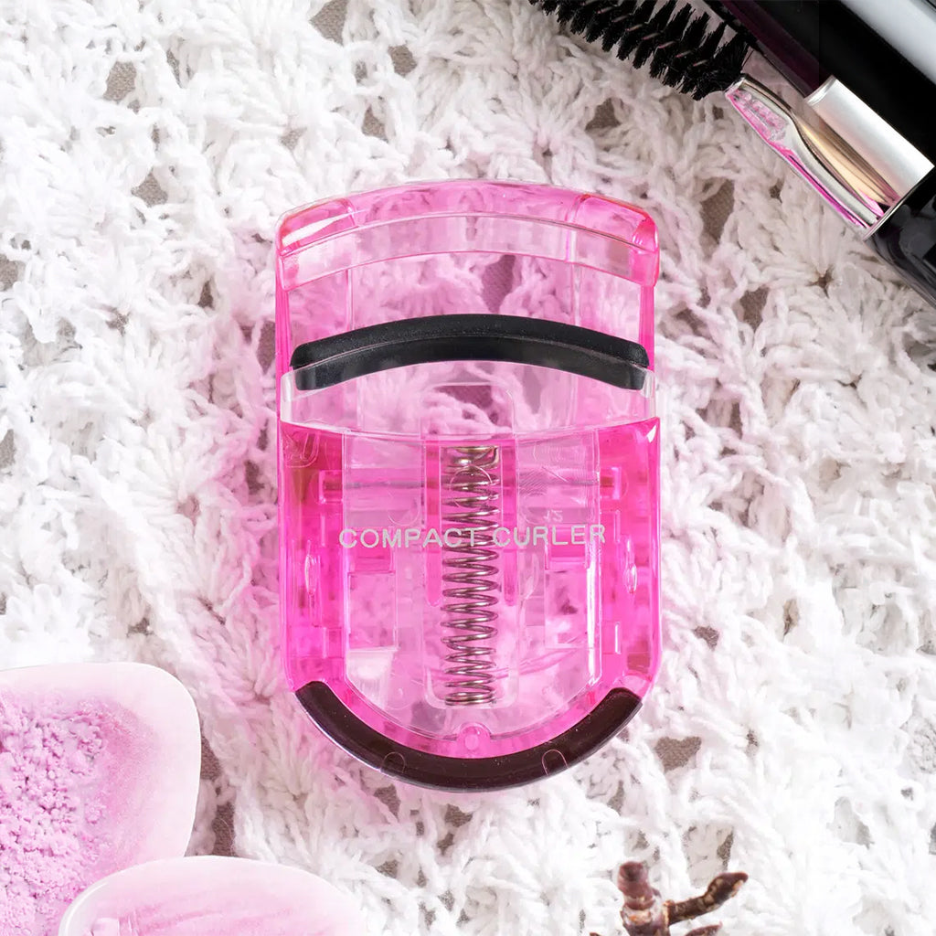 [DAISO] KAI Compact Portable Eyelash Curler (Pink) - 1pcs