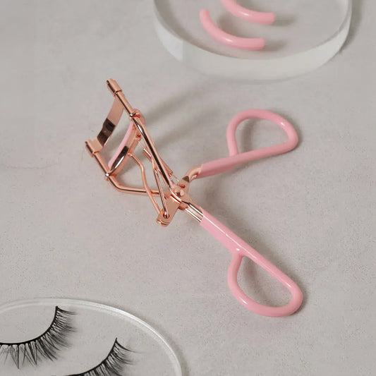 [DAISO] Rubber Handle Spring Eyelash Curler - 1pcs